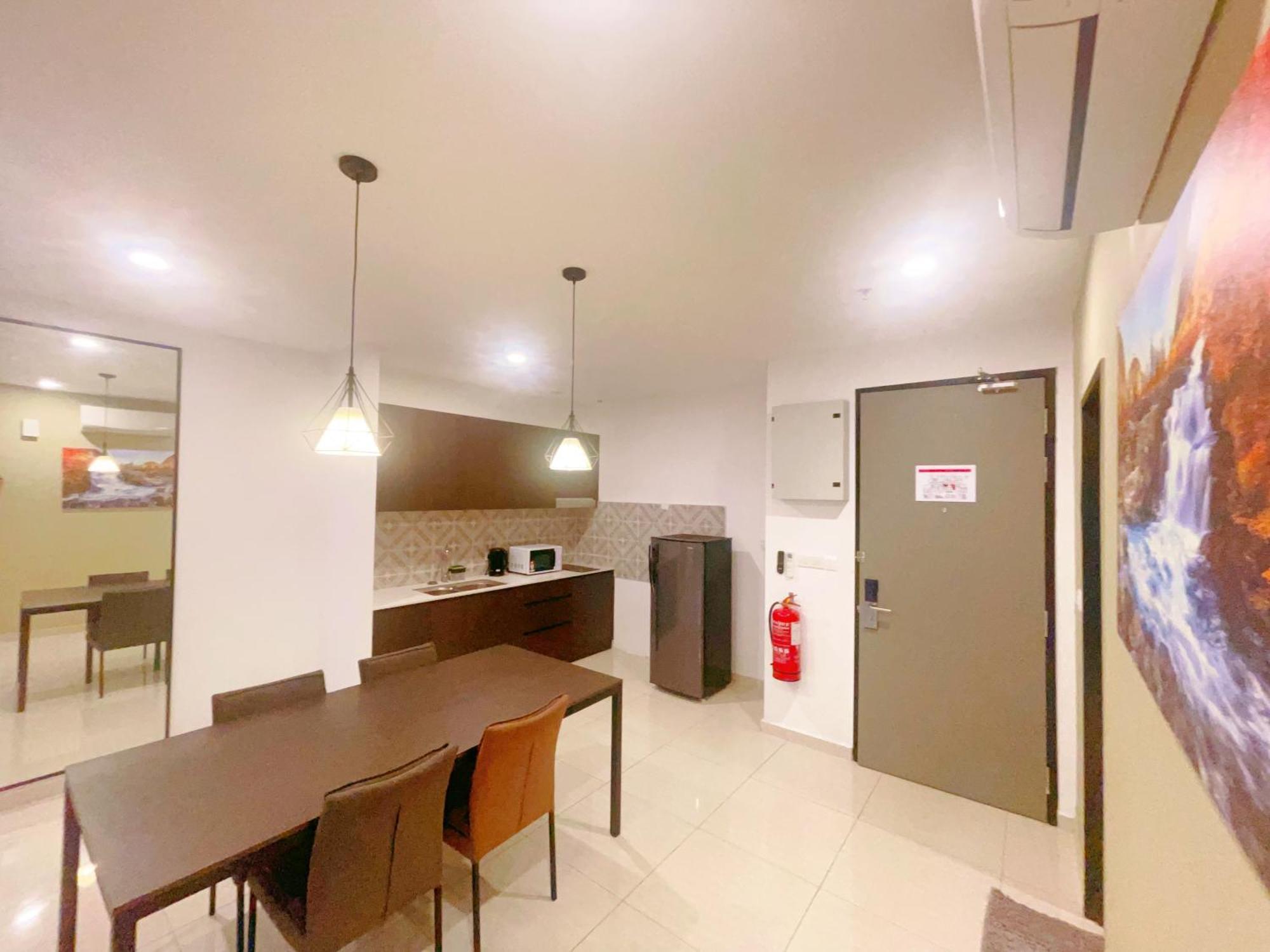 Apartment Gyden Staycation #the Straits *