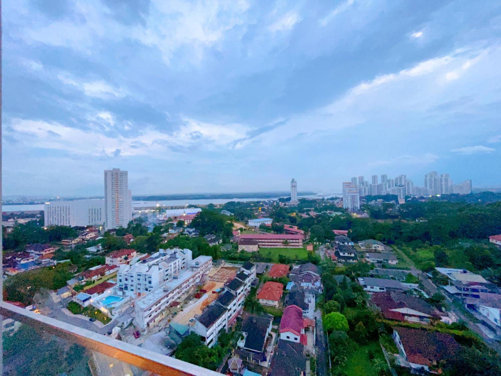 Gyden Staycation #the Straits Apartment *