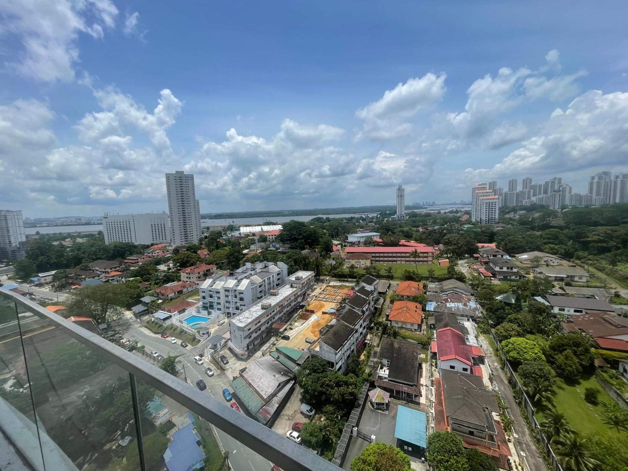 Gyden Staycation #the Straits Apartment