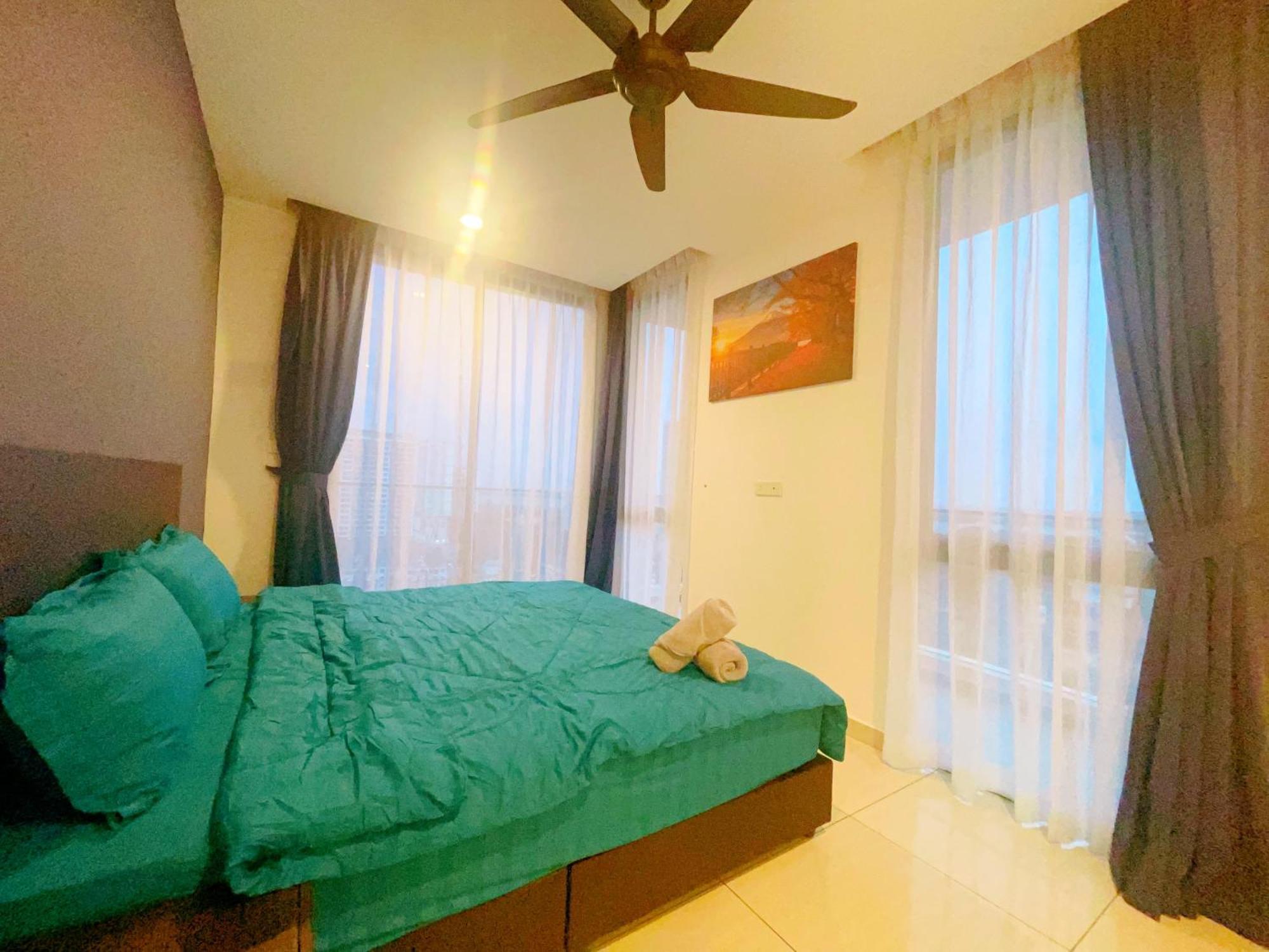 Gyden Staycation #the Straits Apartment
